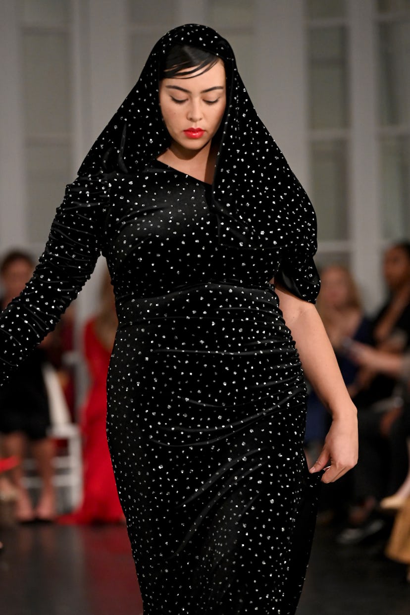 Lauren Chan walks the runway during the Christian Siriano Spring/Summer 2023 NYFW Show at the Elizab...