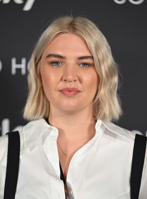 The Meaning Behind Self Esteem's "F*cking Wizardry" Lyrics