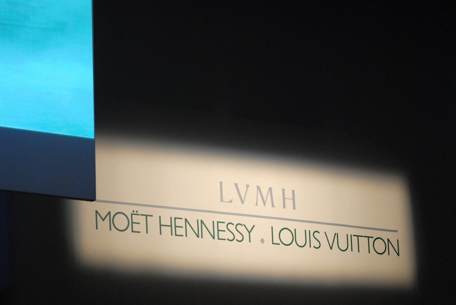 Louis Vuitton reduces thermostat and light use in shops to save energy, Louis  Vuitton