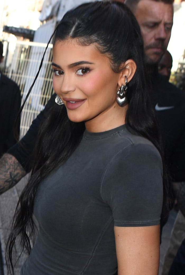 Kylie Jenner Is Unbothered By Breastmilk Leaking on T-Shirt