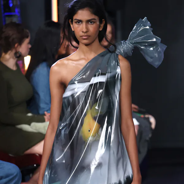 The London Fashion Week Spring/Summer 2023 Trends You'll See Everyone Soon