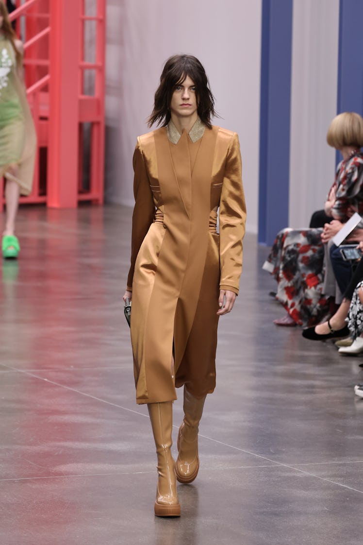 A model walking the runway of the Fendi Fashion Show during the Milan Fashion Week Womenswear Spring...