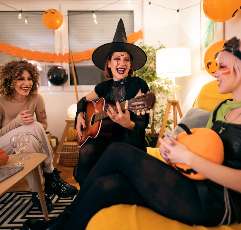 5 DIY BeReal Halloween 2022 costumes that are quick and easy.