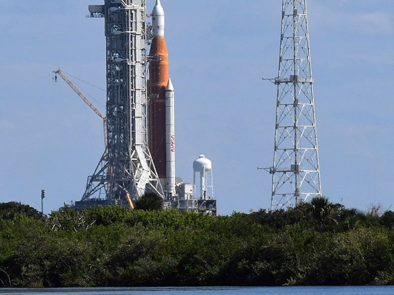 CAPE CANAVERAL, FLORIDA, UNITED STATES - 2022/09/24: Nasas Artemis I moon rocket stands at launch pa...