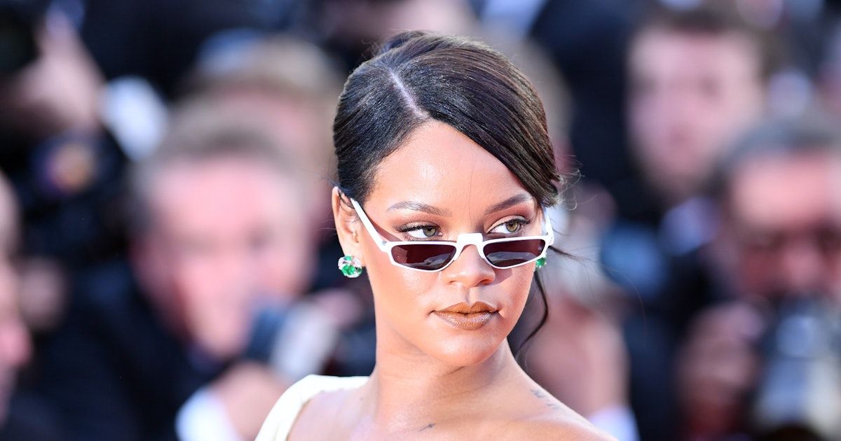 Underlining Lips Rihanna Rihanna's Lip Liner-Gloss Duo Is Low-Maintenance But High-Drama