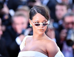 CANNES, FRANCE - MAY 19: Barbadian singer Rihanna arrives for the screening of the film 'Okja' in co...