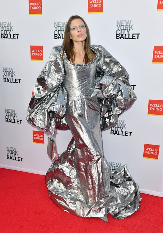 Julia Fox arrives for the New York Ballet 2022 Fall Fashion Gala 