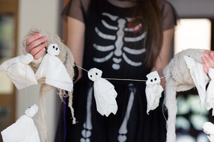 halloween games for kids, like ghost scavenger hunt