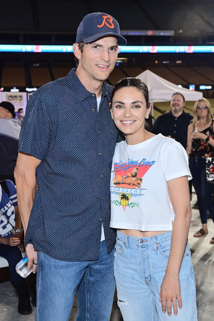 Mila Kunis & Ashton Kutcher Reveal They Have An Open-Door Bathroom Policy