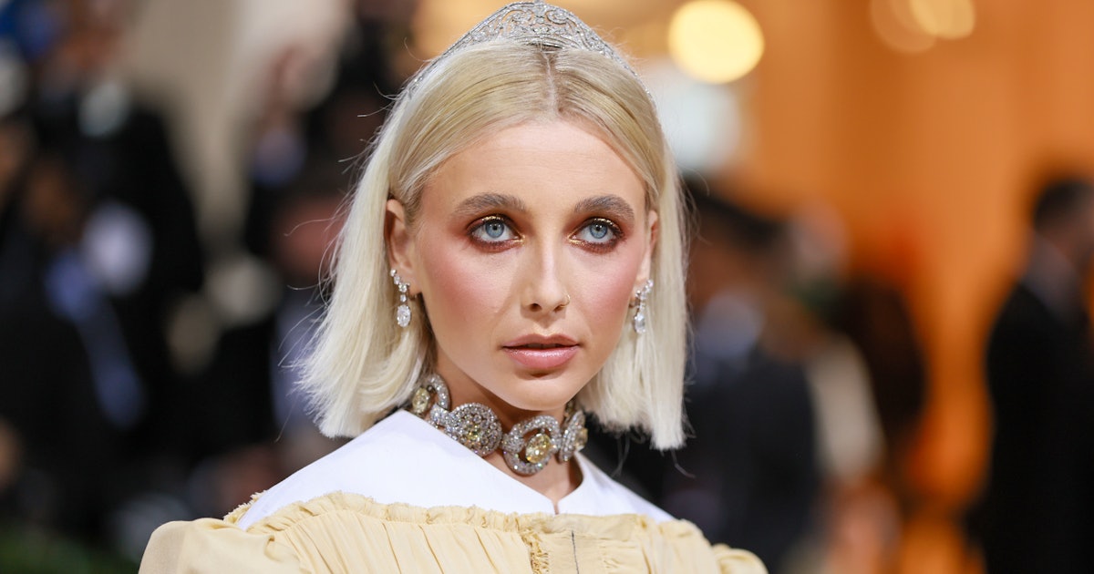 Emma Chamberlain's Red Carpet Journey From r to Budding Fashion It  Girl