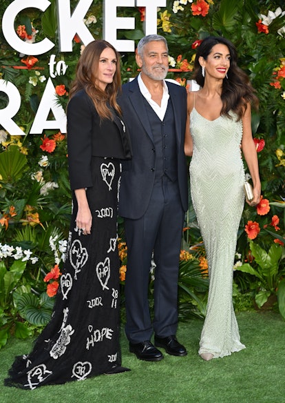 Amal Clooney dress at the ‘Ticket to Paradise’ premiere