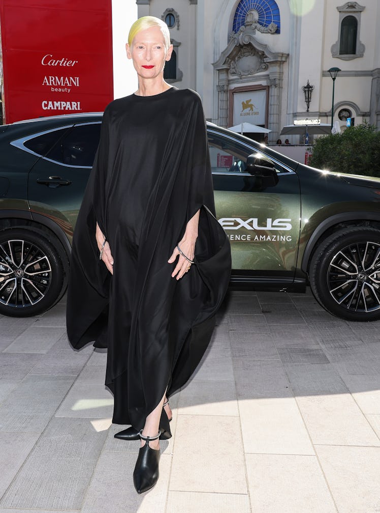 VENICE, ITALY - SEPTEMBER 07: Tilda Swinton arrives for the "Saint Omer" red carpet during the 79th ...