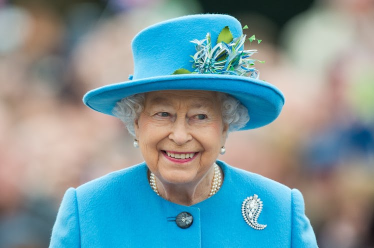 POUNDBURY, DORSET - OCTOBER 27: Queen Elizabeth II tours Queen Mother Square on October 27, 2016 in...