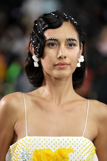 2023 Spring Summer Make Up trend – 'The Barely-there' Look - Hong