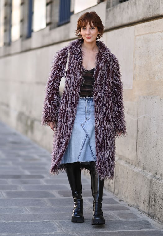 skirt and boots street style