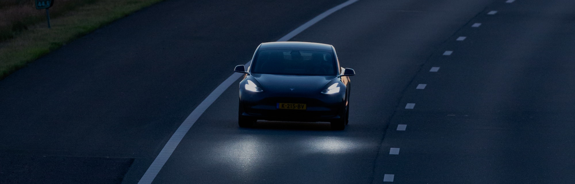 Wierden, Twente, Overijssel, Netherlands, june 11th 2022, close-up of a Dutch 2020 electric Tesla Mo...