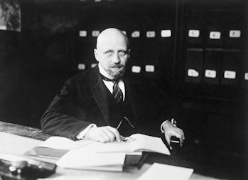 (Original Caption) 12/8/1919- Photo shows Prof. Fritz Haber, director of the Wilhelm Institute of Be...