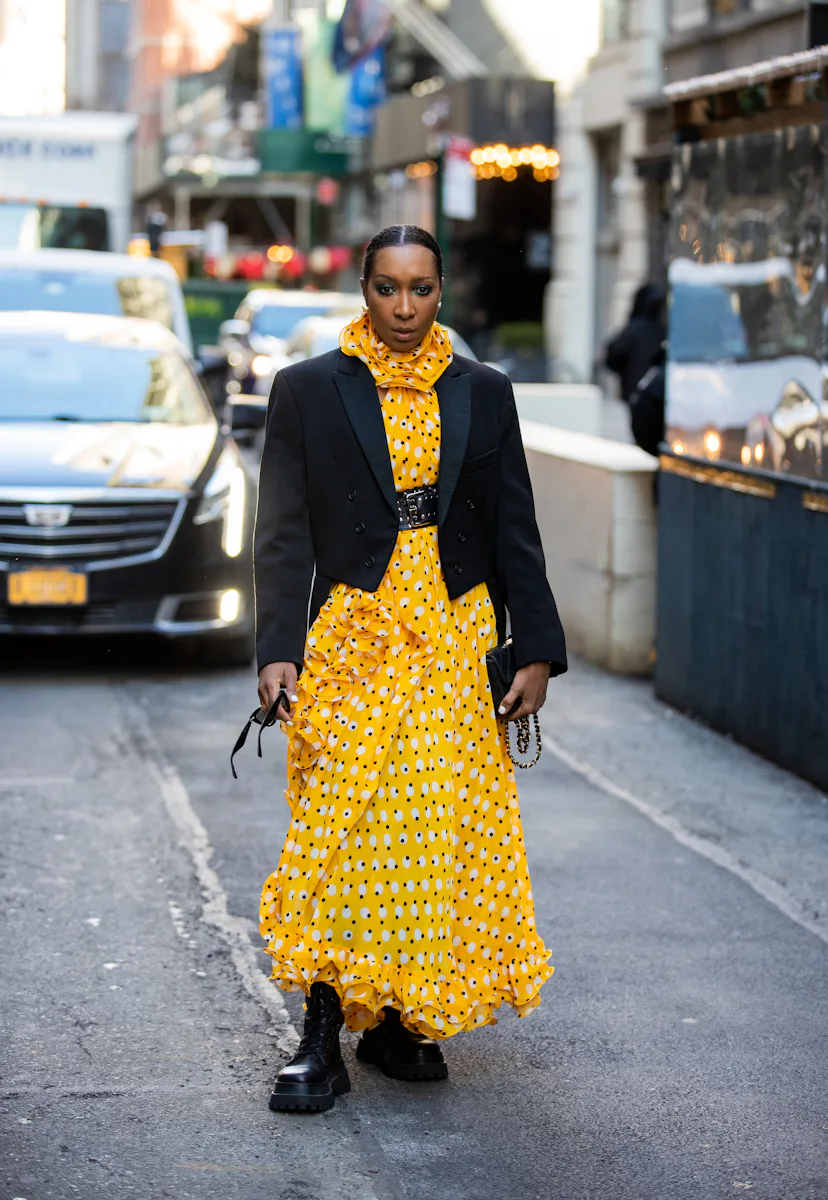 How To Wear Spring Dresses In Winter: 11 Easy Outfits To Try How To Wear Spring Dresses In Winter: 11 Easy Outfits To Try