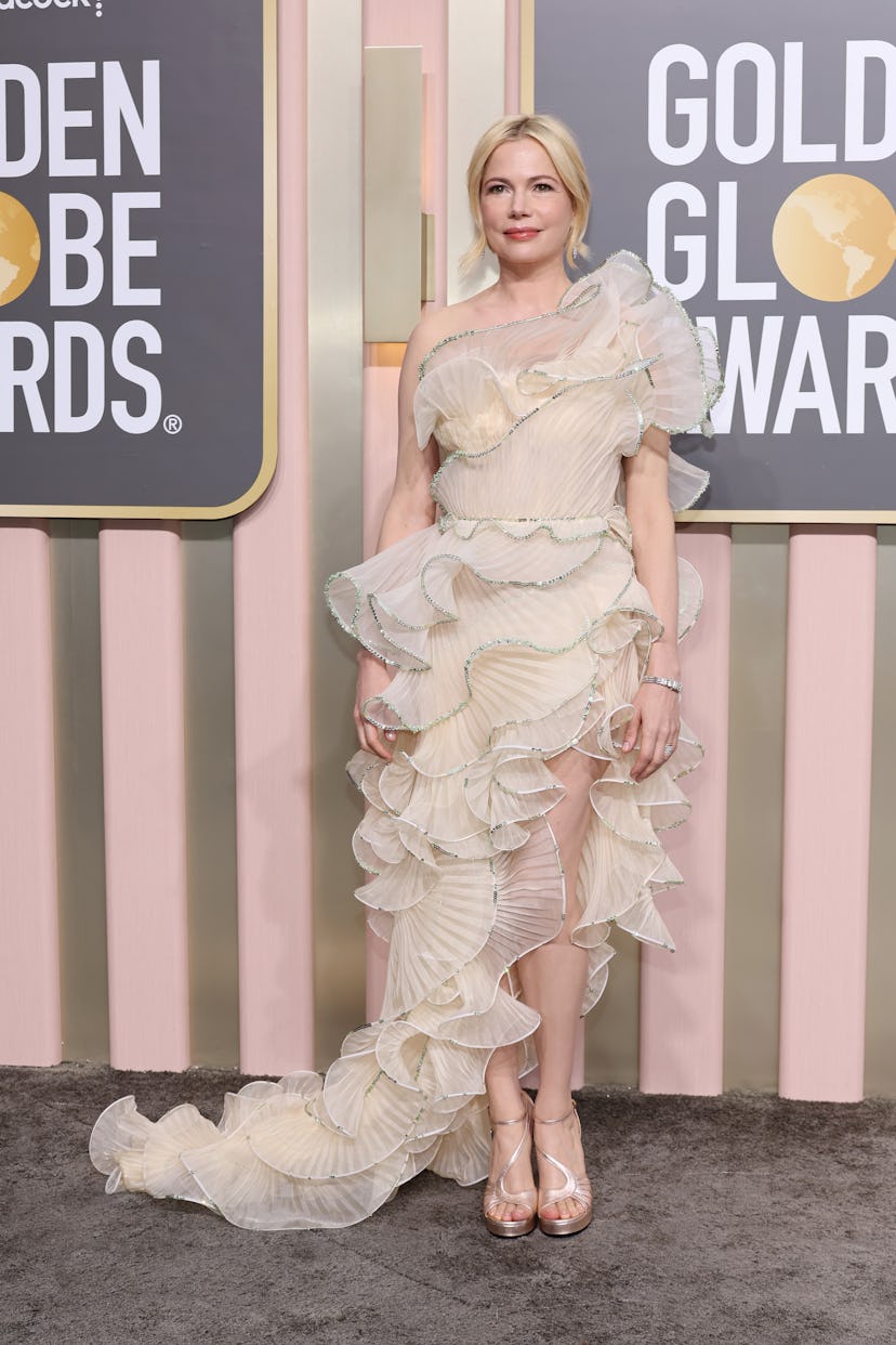 Michelle Williams attends the 80th Annual Golden Globe Awards at The Beverly Hilton on January 10, 2...