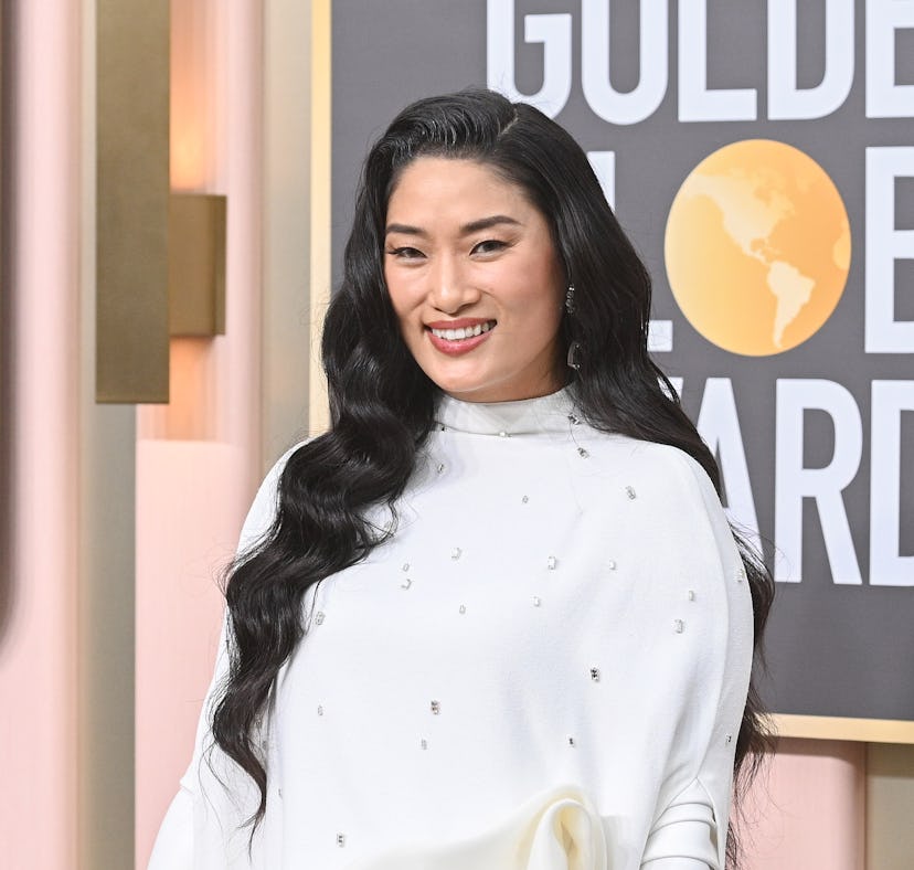 Chloe Flower played piano at the 2023 Golden Globes, and some celebs weren't into it.