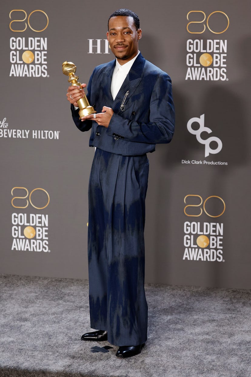 Tyler James Williams poses with the award for Best Supporting Actor - Television Series for "Abbott ...