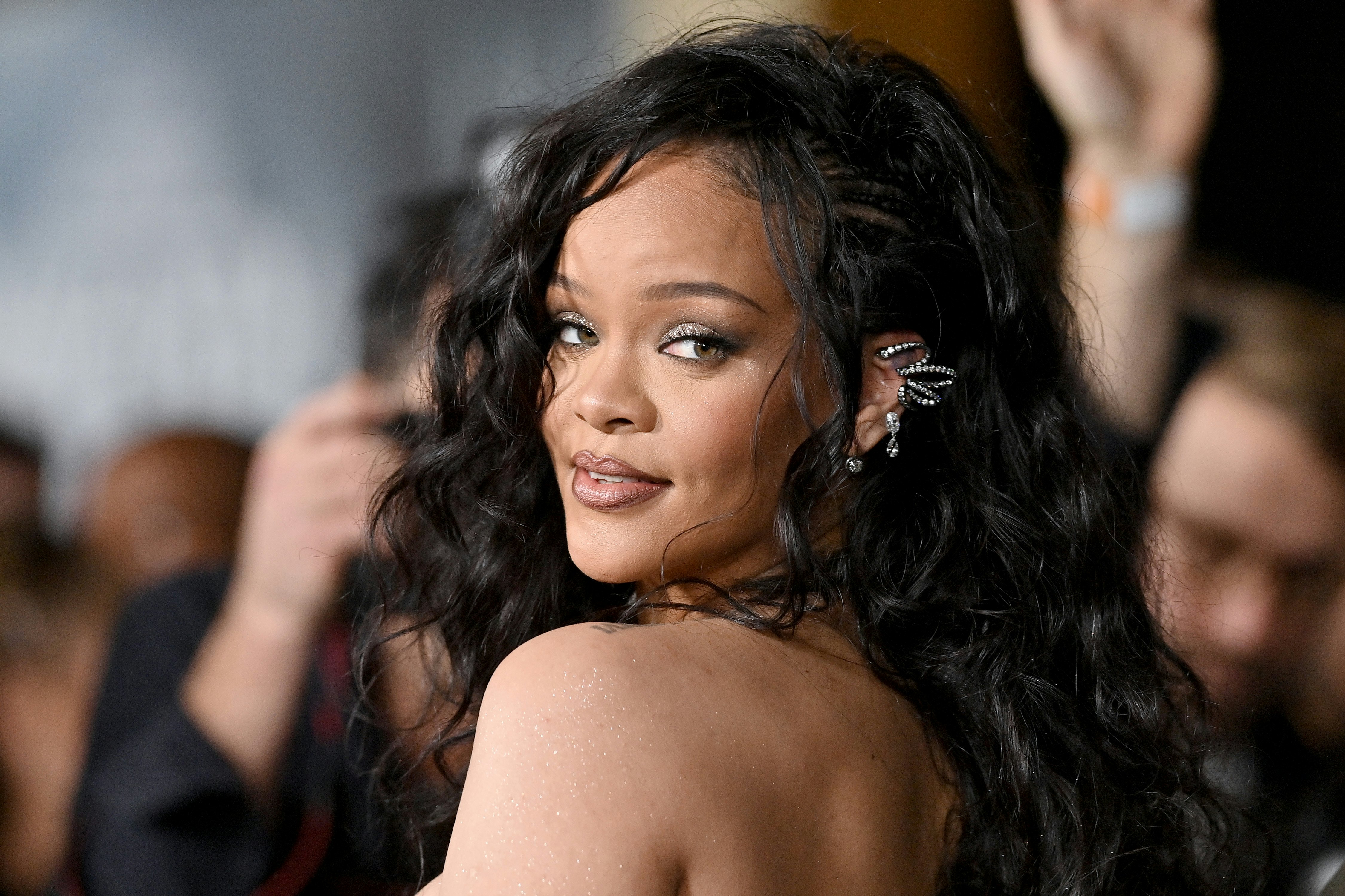 Rihanna Is Wearing a Mullet Again in 2020