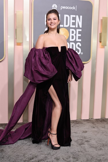 Selena Gomez Hits Golden Globes 2023 Red Carpet in Gorgeous Gown