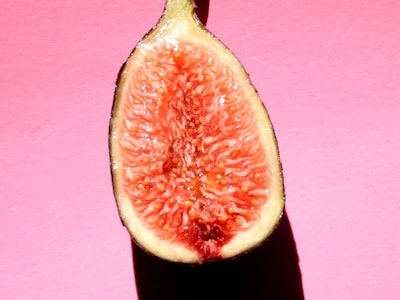 Fruit of the fig tree (fig), which in Spain is used as a metaphor for the female sex