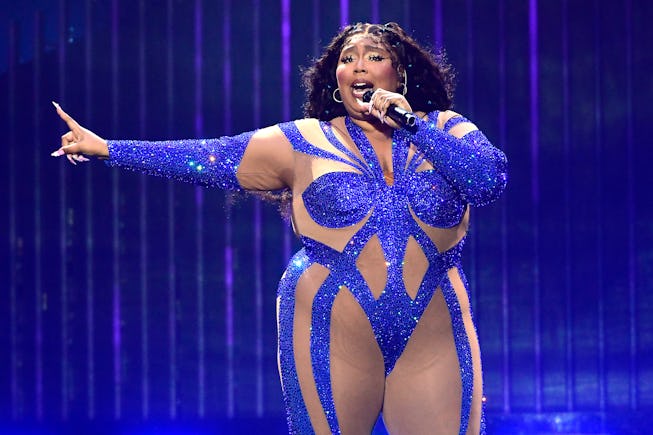 SAN FRANCISCO, CALIFORNIA - NOVEMBER 12: Lizzo performs in support of her "Special" release at Chase...