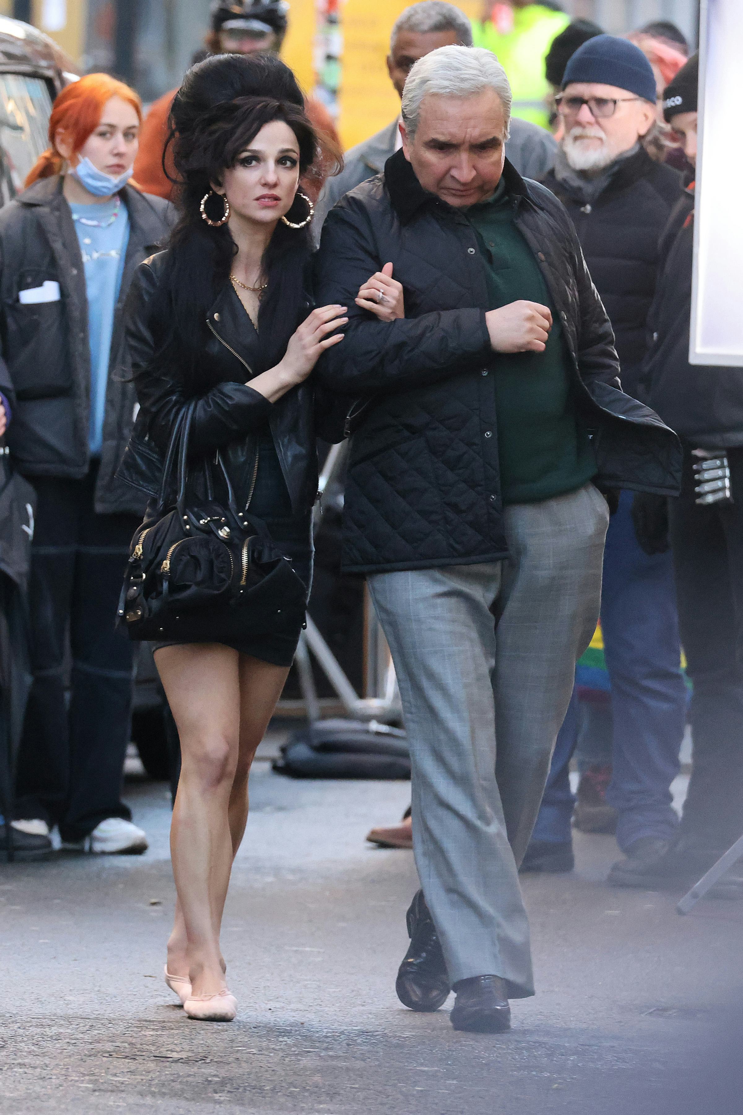 Marisa Abela and Eddie Marsan filming the Amy Winehouse biopic &lsquo;Back To Black&rsquo;