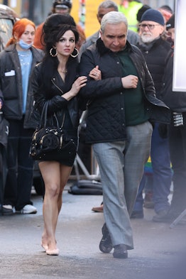 Marisa Abela and Eddie Marsan filming the Amy Winehouse biopic 'Back To Black'