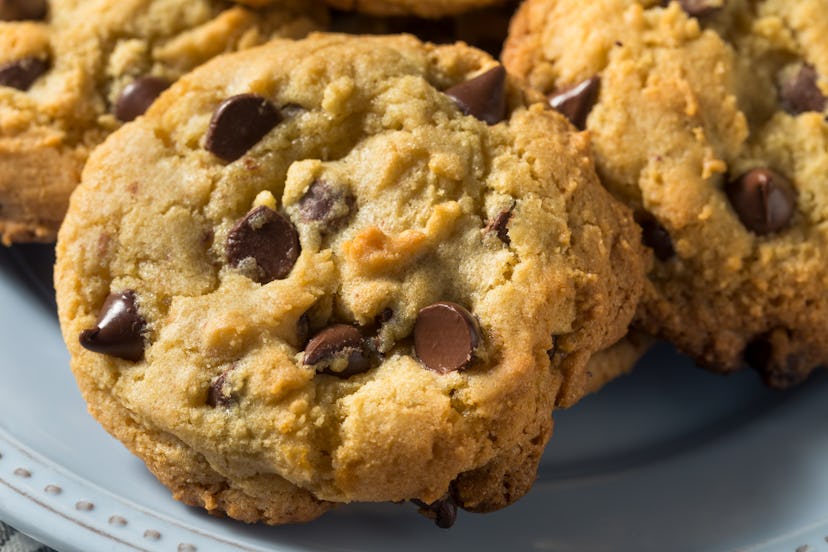 This chocolate chip cookie recipe is made without eggs.