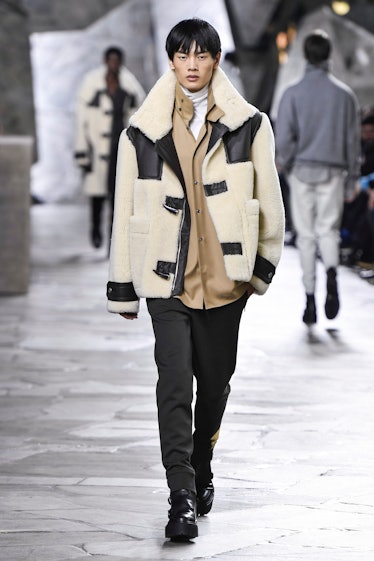 Louis Vuitton Men's Fall 2023 Paris - Fashionably Male in 2023