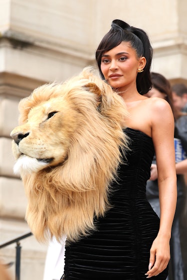 Kylie Jenner's mixed gown (which featured a giant, faux lion head) didn't sit right with some part o...