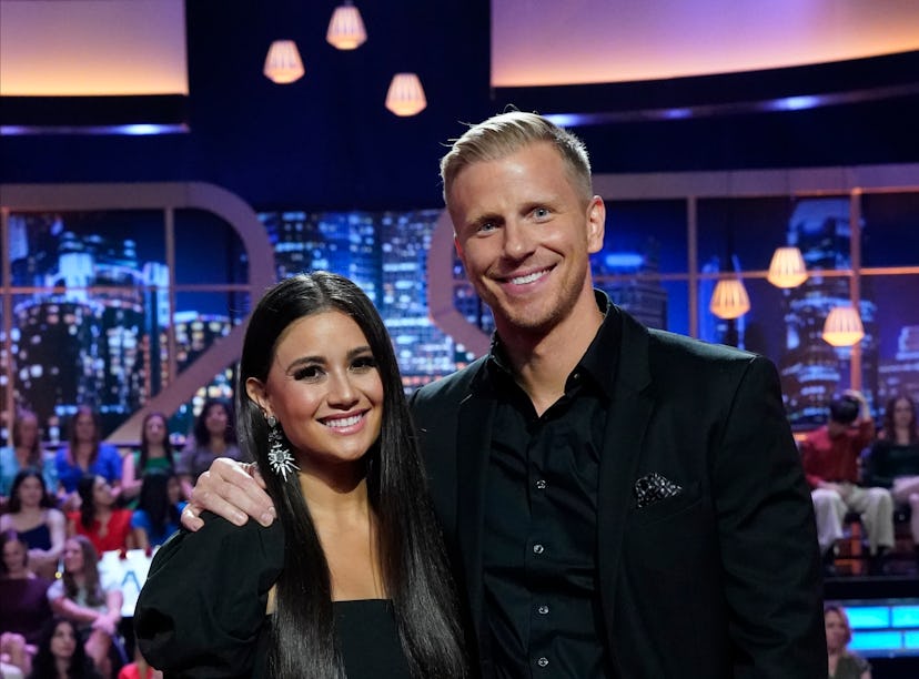 Sean Lowe and Catherine Giudici's body language is sweet.