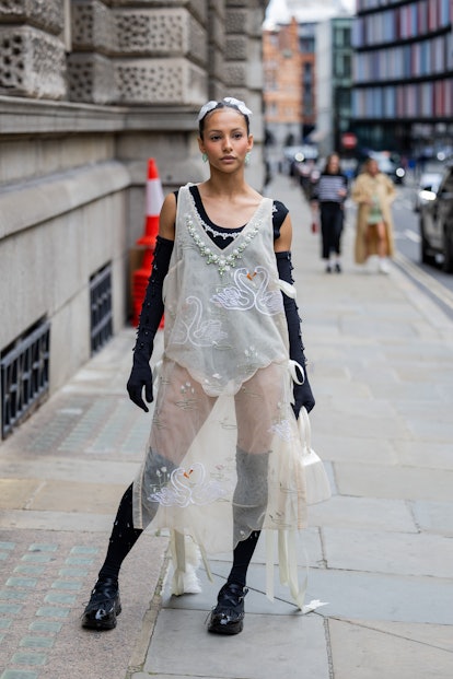 Fashion Month Fall/Winter 2023 Street Style Predictions, Straight From  Industry Insiders