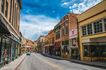 Arizona, USA - Avril, 2019: Bisbee is a city in the county seat of Cochise County. Here the Main Str...