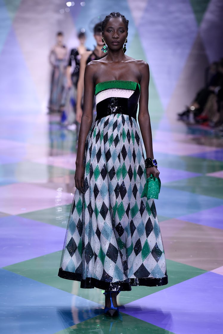 PARIS, FRANCE - JANUARY 24 : A model walks the runway during the Armani Prive Haute Couture Spring/S...