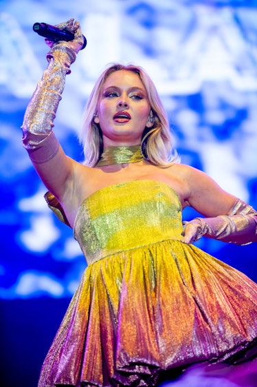 Zara Larsson's new single "Can't Tame Her" is out now