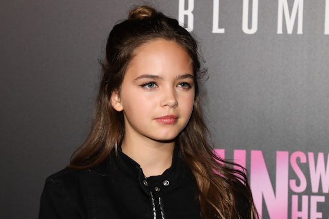 LOS ANGELES, CALIFORNIA - OCTOBER 20: Actress Ryan Kiera Armstrong attends the screening of Prime Vi...