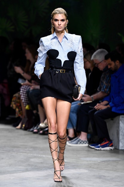Kendall Jenner walks the runway at the Versace Ready to Wear fashion show during the Milan Fashion W...