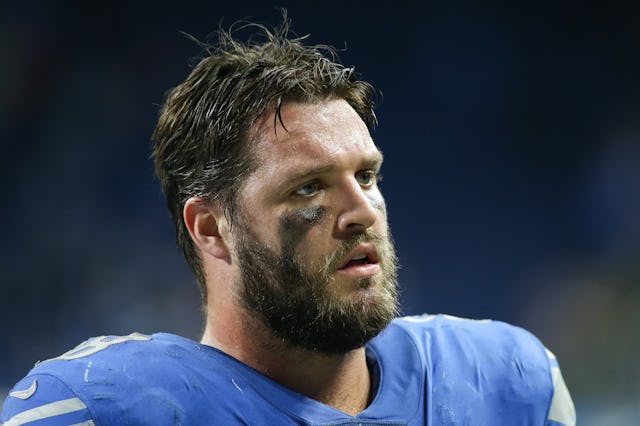 Detroit Lions tackle Taylor Decker (68) walks off of the field at the conclusion of a regular season...