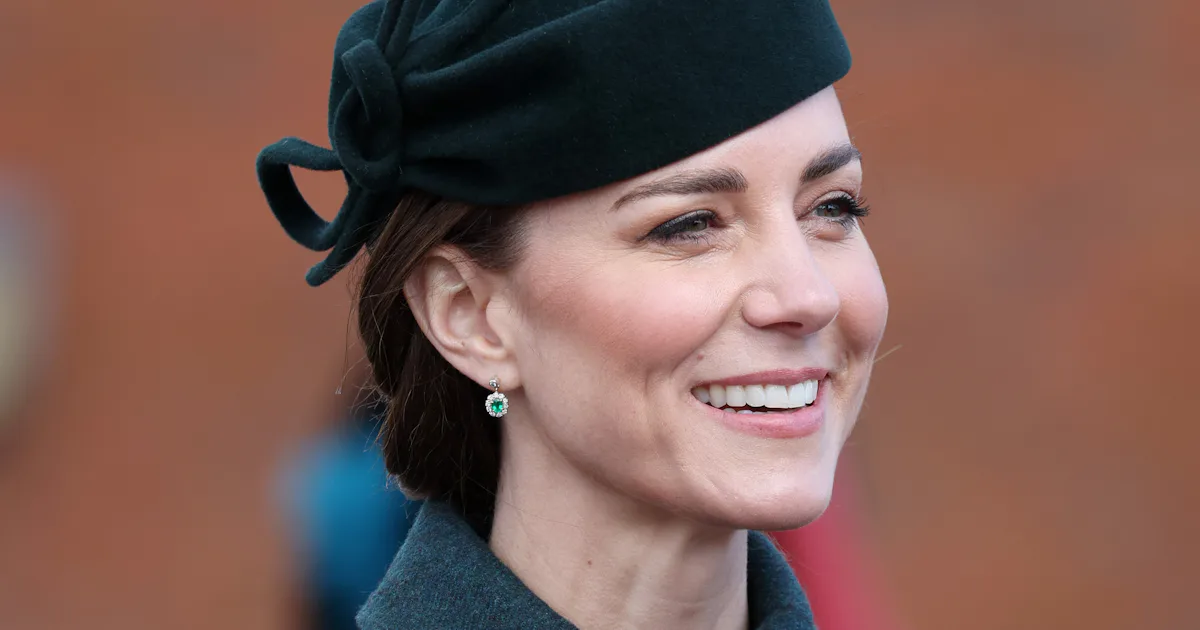 Kate Middleton Owns This Versatile Coat In 2 Drastically Different Colors
