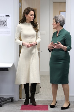 Catherine, Princess of Wales speaks with faculty during a visit to the University of Leeds