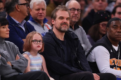 NEW YORK, NEW YORK - DECEMBER 03: Actor David Harbour attends the game between the New York Knicks a...