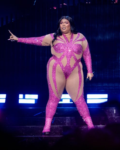 INGLEWOOD, CALIFORNIA - NOVEMBER 18: Lizzo performs at The Kia Forum on November 18, 2022 in Inglewo...