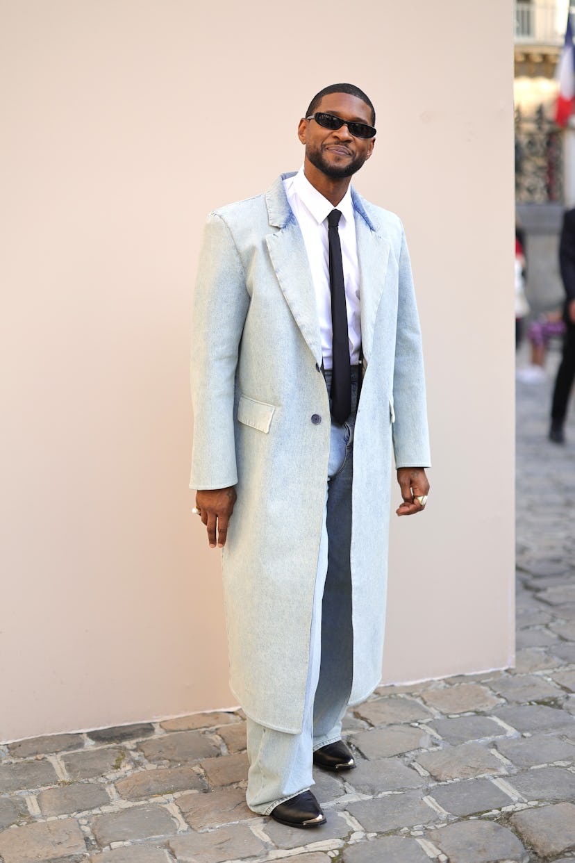 PARIS, FRANCE - OCTOBER 01: Usher attends the Valentino Womenswear Spring/Summer 2024 show as part o...