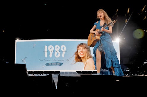 INGLEWOOD, CALIFORNIA - AUGUST 09: EDITORIAL USE ONLY. NO BOOK COVERS. Taylor Swift performs onstage...