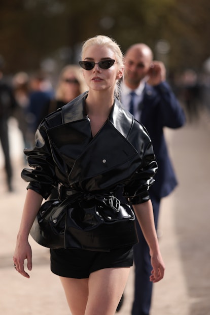 ANya Taylor-Joy Dior Show Paris Fashion Week