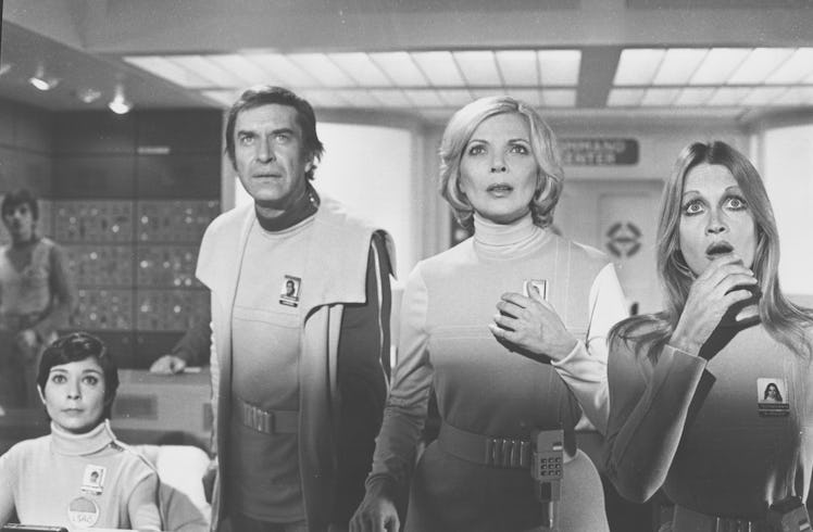 Actor Martin Landau and Barbara Bain in a scene from the TV series 'Space: 1999', circa 1975-1977. (...